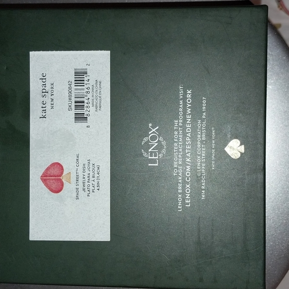 🆕kate spade/Lenox Collaboration Endearing Spade Dish in dark pink/coral - Picture 14 of 16